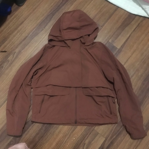 Lululemon Like New Jacket Light Weight Coat Size 8 - Picture 2 of 4